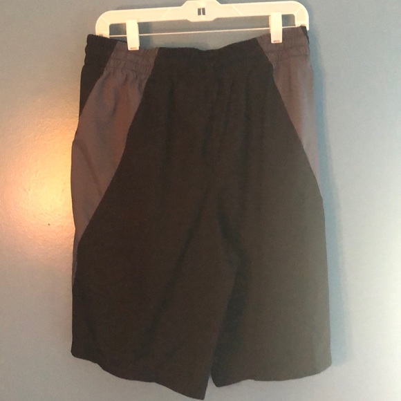 Basketball Shorts - Picture 3 of 3